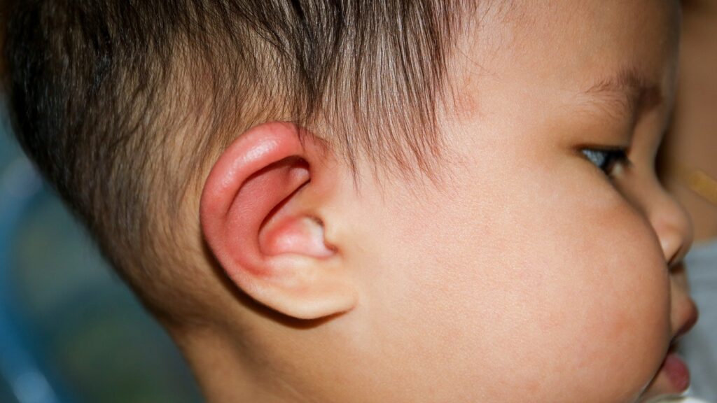 inner ear itch at night