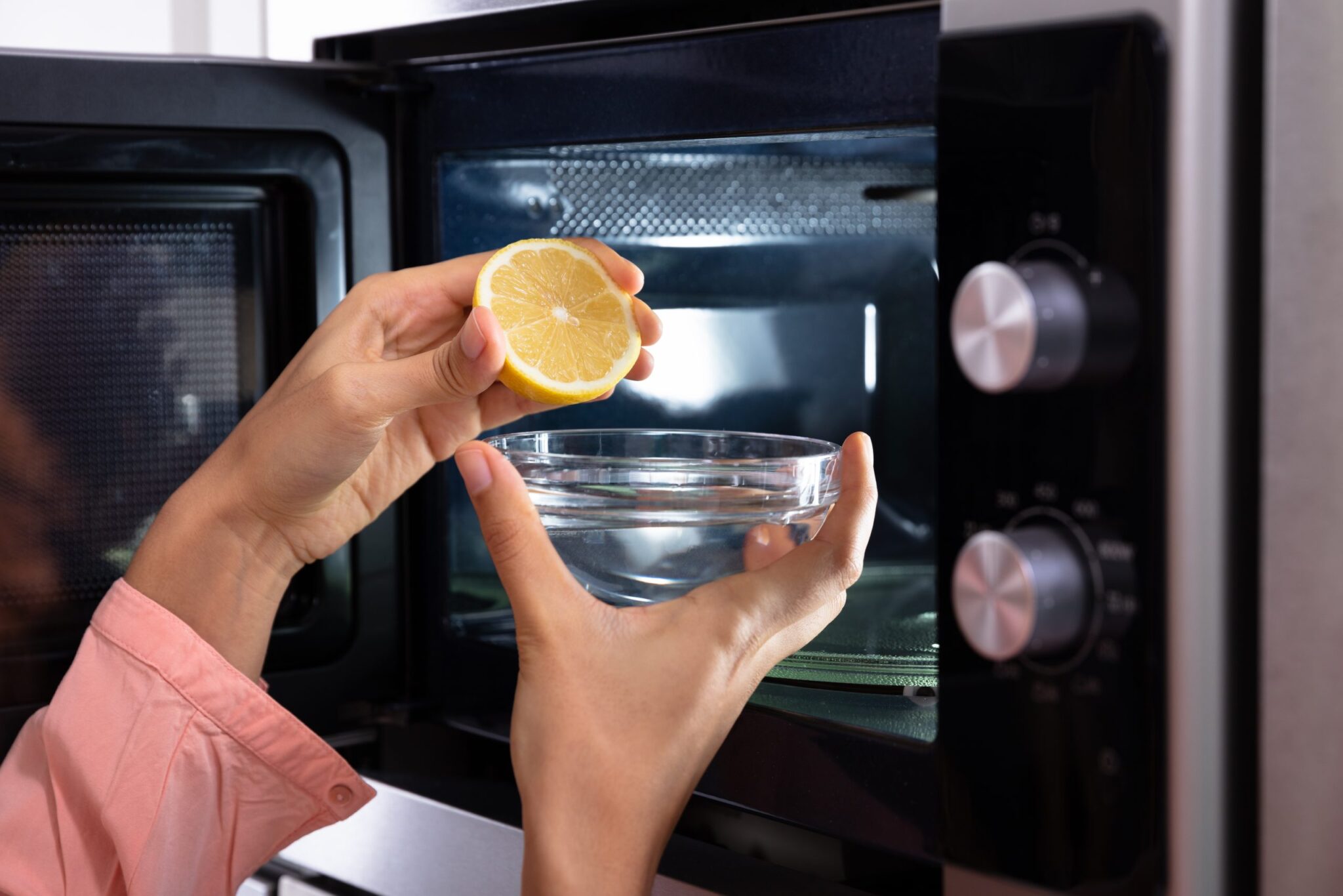 How to Clean a Microwave with Vinegar, Lemon, Baking Soda, Steam and